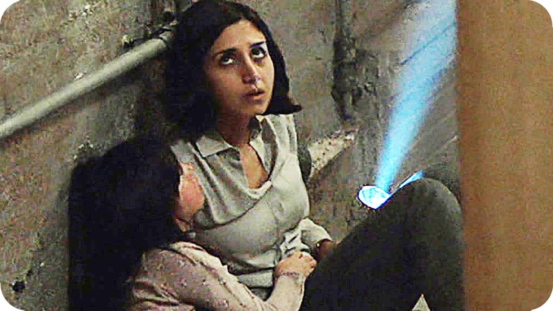 В тени (2016) under the Shadow.