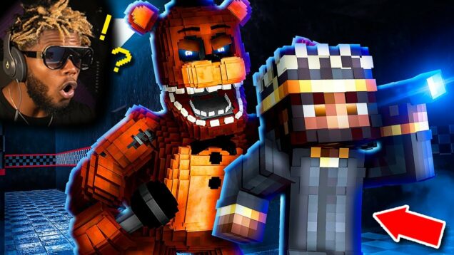 Working The NIGHT SHIFT at a FNAF Store in Minecraft… *SCARY*