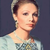 Farah Pahlavi