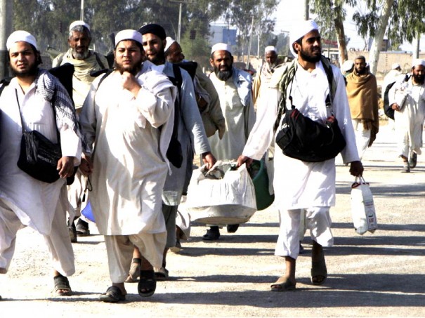 IJTIMA TABLIGH DI RAIWIND PAKISTAN