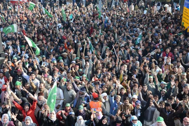 Tahir ul Qadri Long March