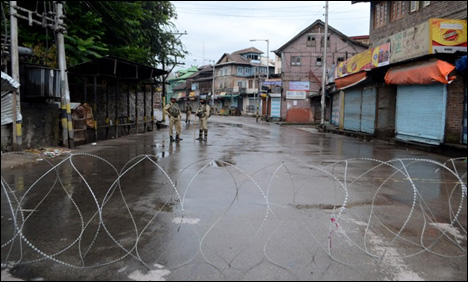 مقبوضہ کشمیر میں بھارتی فوج کے خلاف آج تیسرے روز بھی ہڑتال