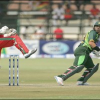 Pakistan a target of 261 runs