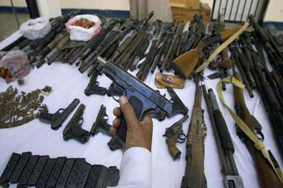 کراچی : تمام اسلحہ لائسنس کی کمپیوٹرائزڈ تصدیق کا فیصلہ