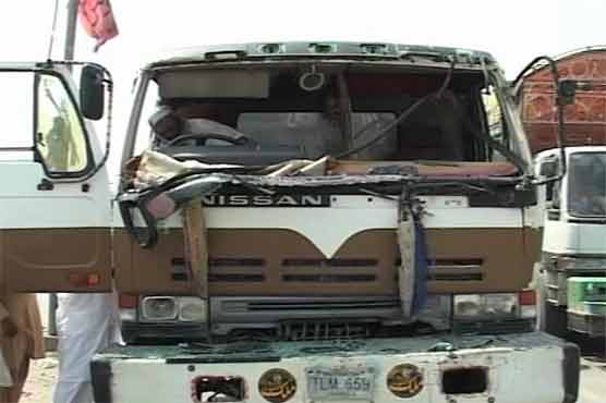 پشاور میں نیٹو کنٹینر پر حملہ، 6 افراد زخمی