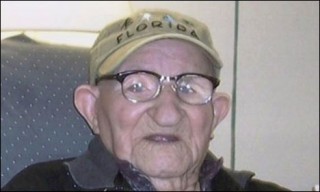 USA Oldest Dies