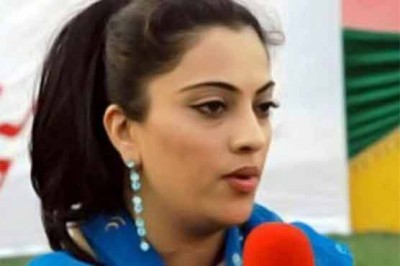  Nadia Gabol