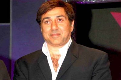  Sunny Deol