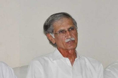  Pervez Khattak