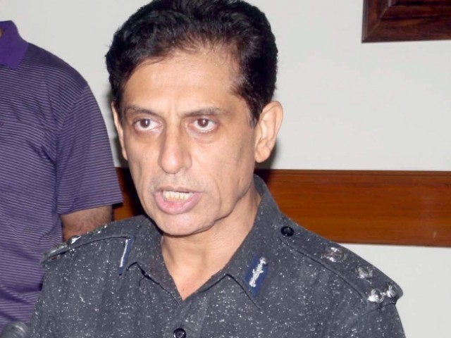 ہمیں بھتہ مافیا کے خلاف کارروائی میں مشکلات کا سامنا ہے، کراچی پولیس چیف کا اعتراف