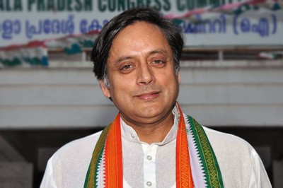  Shashi Tharoor