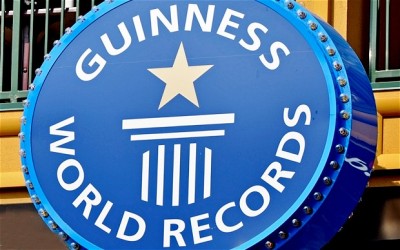 Gains Guinness World Records