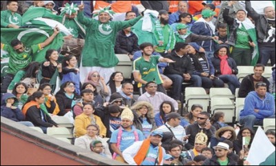 Bangladesh Onlookers