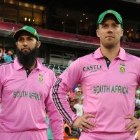 Hashim Amla, de Villiers