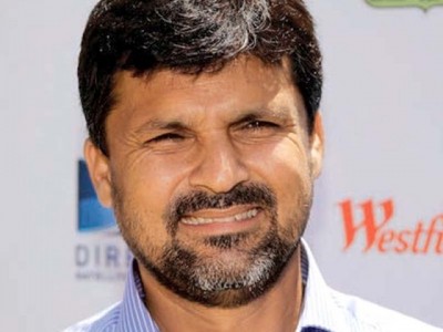  Moin Khan