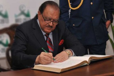  Mamnoon Hussain