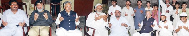برنالہ : وزیر ہاوسنگ و فزیکل پلاننگ چوہدری پرویز اشرف و دیگر ماسٹر لعل دین خیرووال کی اہلیہ اور چوہدری الیاس چنیر کی ہمشیرہ کی وفات پر فاتحہ خوانی کر رہے ہیں