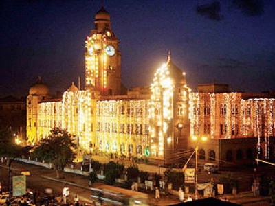 Burns Road in Karachi