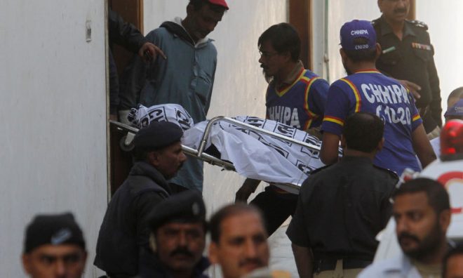 کراچی: ‘فرقہ وارانہ’ حملے میں دو افراد ہلاک