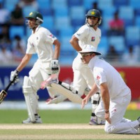 Azhar Ali And Younis Khan