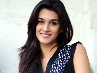  Kriti Sanon