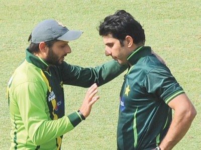 Misbah-ul-Haq, Shahid Afridi