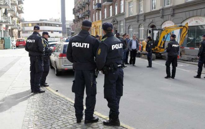 تین مساجد پر حملوں کے بعد سویڈش پولیس کا ملزم کو پکڑنے کیلئے سرچ آپریشن