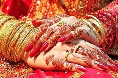 Bride Hands