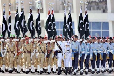 Pak Army Parade