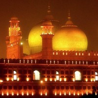 Badshahi Mosque