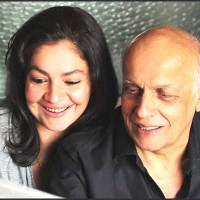 Mahesh Bhatt And Pooja Bhatt