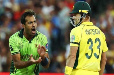 Wahab Riaz and Shane Watson