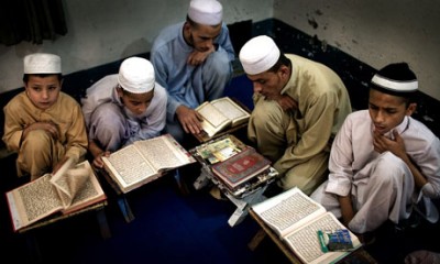 Children Read Quran