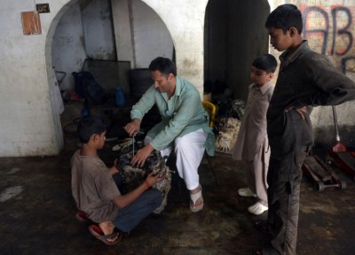 Blind Car Mechanic