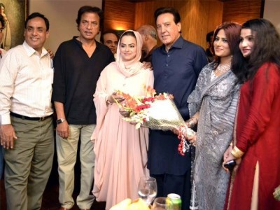 Javeed Sheikh with Artist