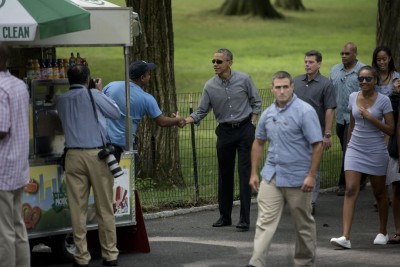 Obama with Daughters