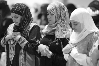 Women Praying