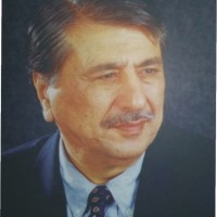 Dr. Arif Riaz