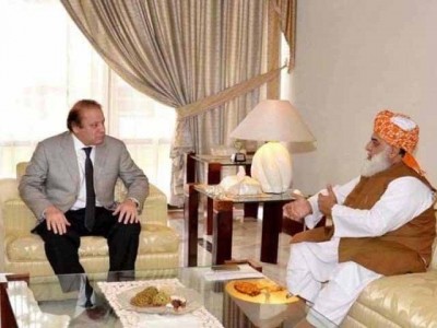 Nawaz Sharif With Fazlurehman