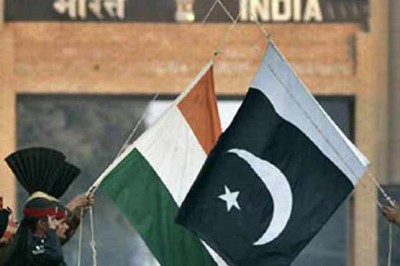 Pakistan, India Flag Meeting