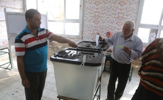 مصر: پارلیمانی انتخابات کے پہلے مرحلے میں ووٹنگ کا آغاز ہو گیا