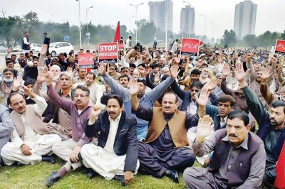 Government Employees Protest