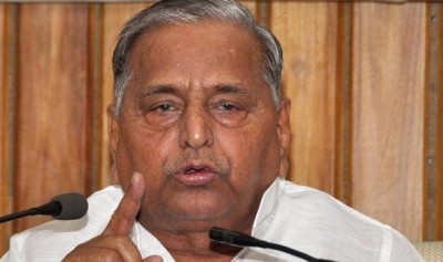 Chief Minister Mulayam Singh