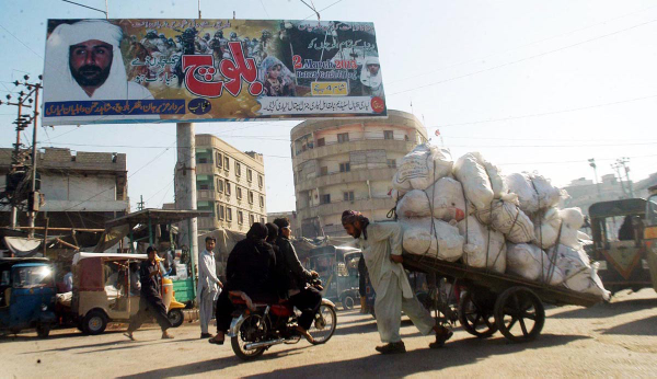 ڈی جی رینجرز اور الیکشن کمیشن کے احکامات پر محکمہ لوکل ٹیکس بلدیہ عظمیٰ کراچی کا آپریشن