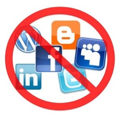 Disadvantages of Socia Media