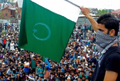 Pakistani Flags Waved in Kashmir