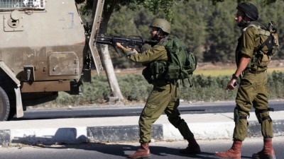 Israeli Troops Firing