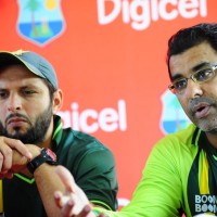 Waqar Younis and Afridi