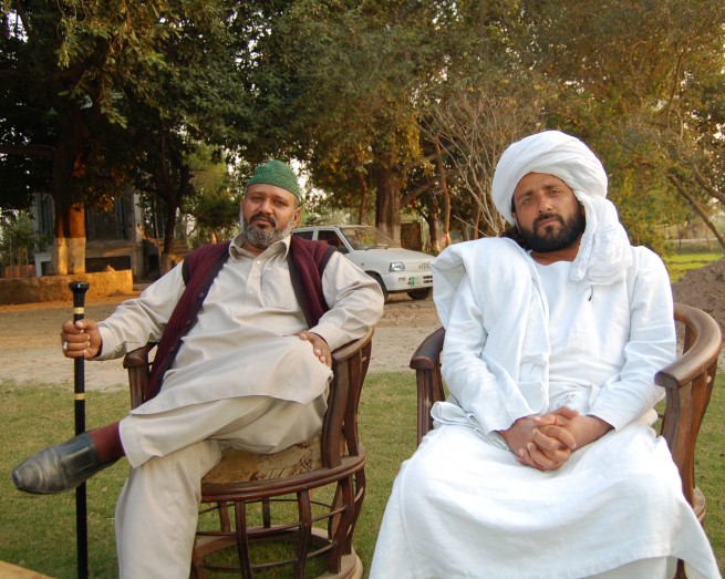 Pir Shabeeh ul Hasan with Bawa Qaiser Abbas Gajjan, Phalia