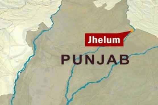 جہلم: گھریلو ناچاقی پر دیور نے بھابی، بھتیجی سمیت 4 افراد قتل کر دیا